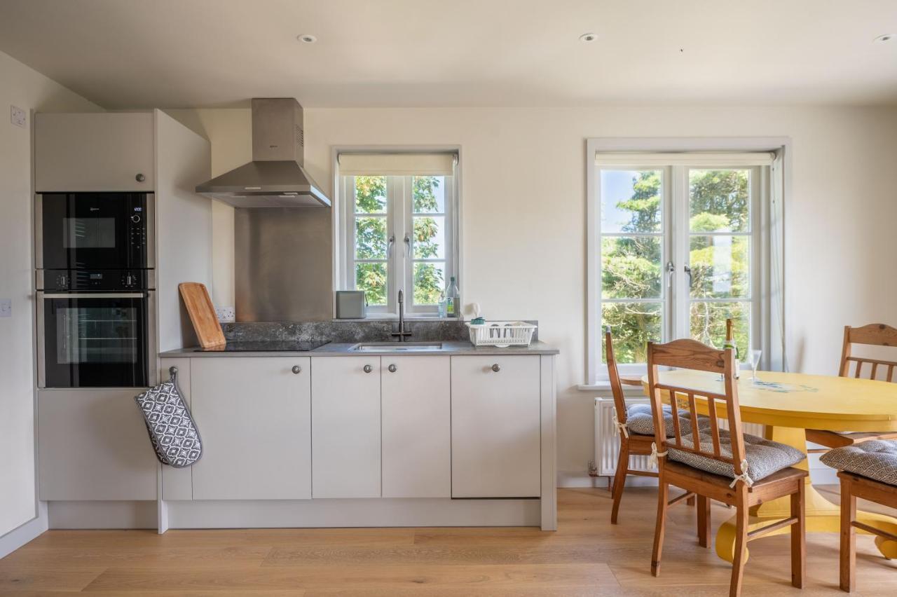 Converted Hay-Loft With Stunning Countryside Views Haverfordwest Esterno foto