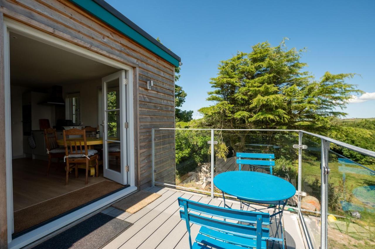 Converted Hay-Loft With Stunning Countryside Views Haverfordwest Esterno foto